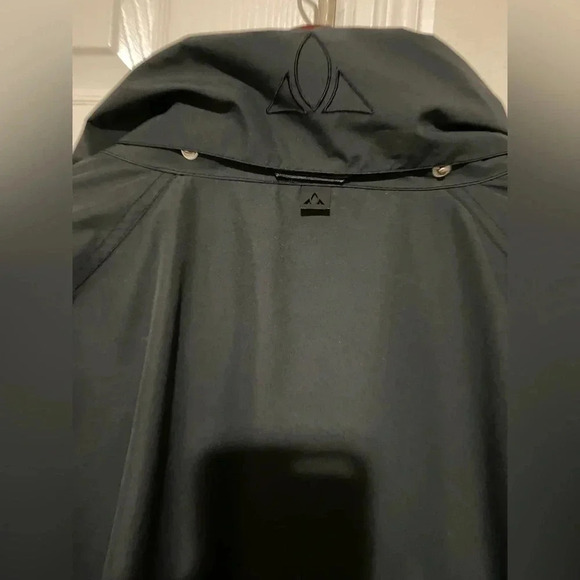 VAUDE cycling jacket size xl - Picture 12 of 16